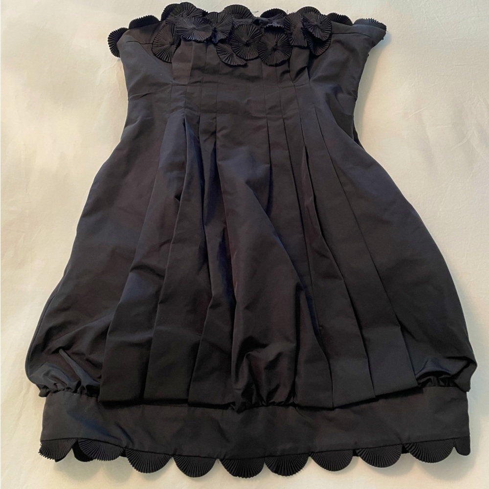 BCBG Floral Appliqué Cocktail Dress Size 6